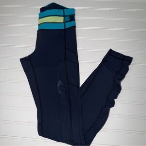 Lululemon leggings size 4